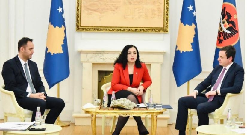 Vjosa Osmani e para, Glauk Konjufca i dyti, sa pëlqehen liderët kosovarë sipas matjeve të fundit