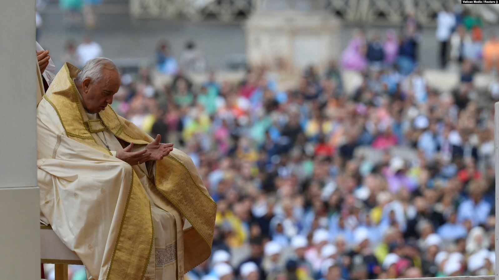 Papa i bën thirrje botës “të mësojë nga historia” për kërcënimet bërthamore