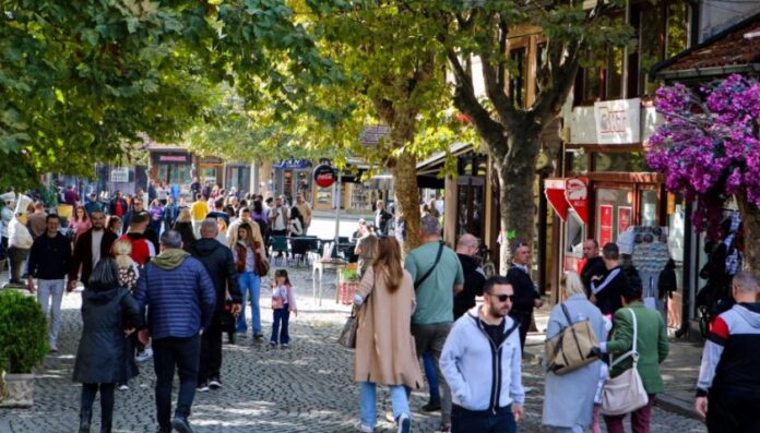 “Ëndërroj për Bihaqin dhe Bosnjen” – Boshnjakët e Prizrenit të lumtur të udhëtojnë pa viza në Bosnje-Hercegovinë