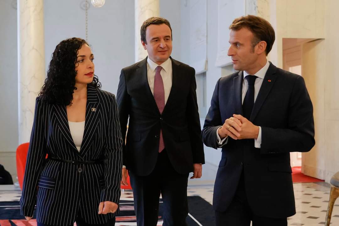 Osmani e Kurti takohen me Macronin në Paris