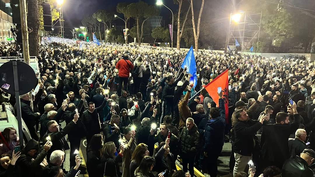 Protesta e opozitës kundër Qeverisë Rama