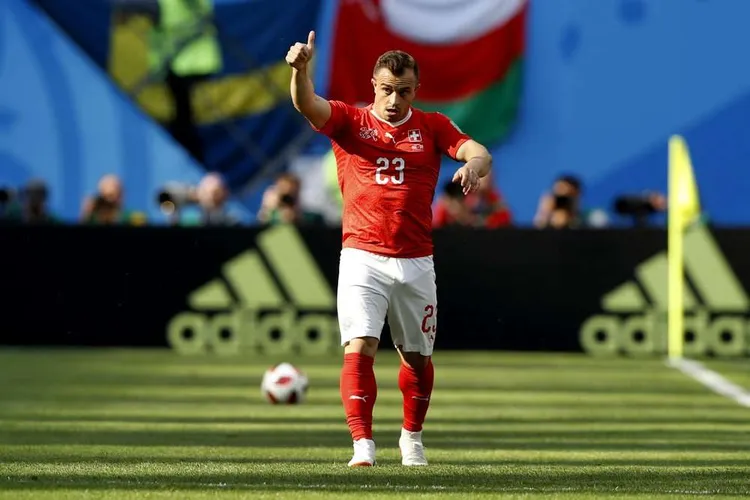 Shaqiri në stol ndaj Brazilit