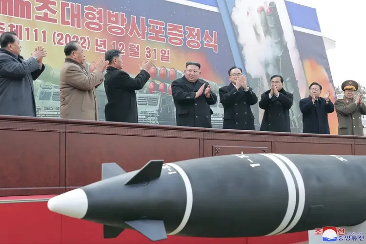 Lideri verikorean kërkon shtimin e arsenalit nuklear