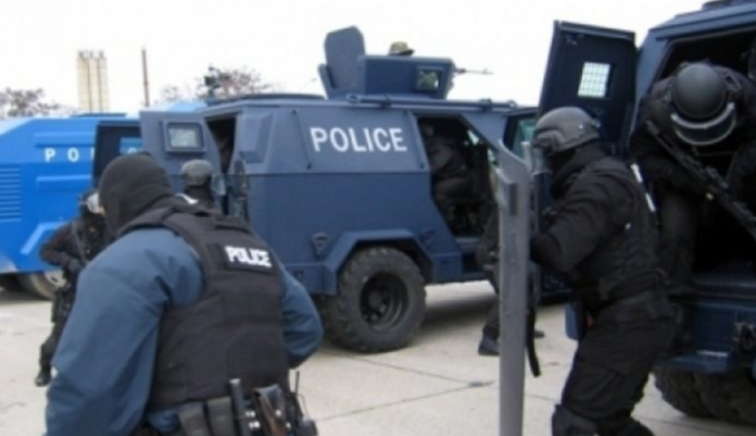 Aksioni “Brezovica”: 14 të arrestuar, konfiskohen para, vetura e armë