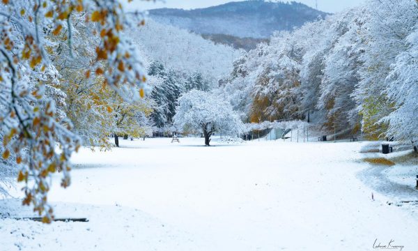 Mot i ftohtë, me reshje shiu e bore javën e ardhshme në Kosovë