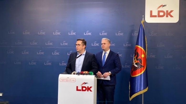 ​LDK: Kontratat njëburimore masakër financiare e Qeverisë