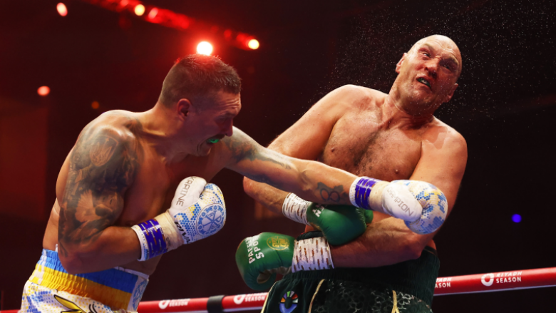 Oleksandr Usyk pezullohet përkohësisht nga boksi pas duelit brutal me Tyson Furyn