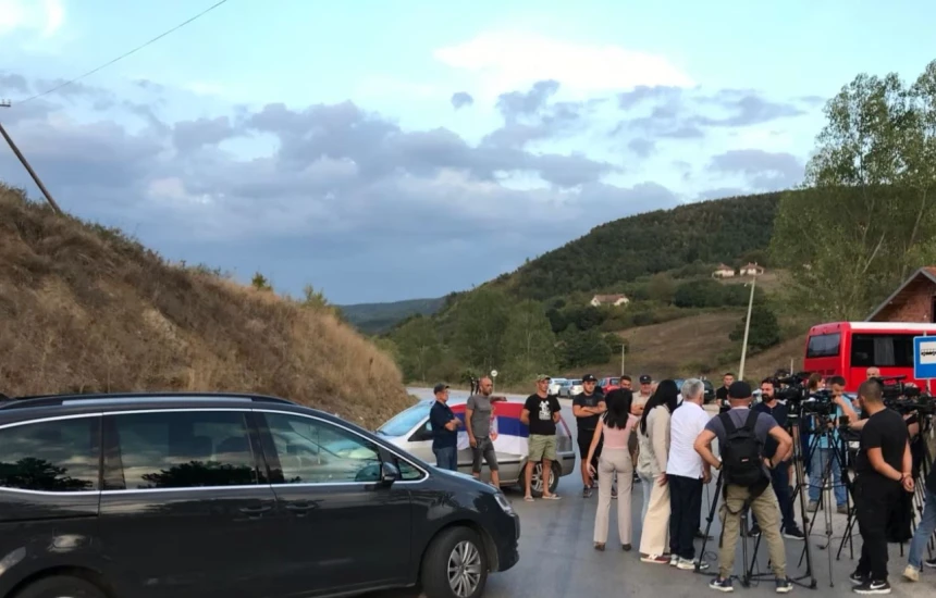 Vazhdojnë të jenë të mbyllura pikëkalimet në Merdar, Jarinje e Bërnjak