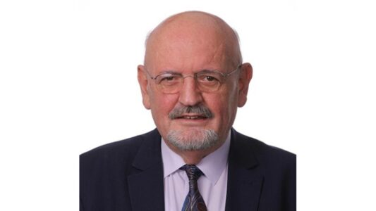 Vdes epidemiologu i parë shqiptar i Kosovës, Prof. Dr. Isuf Dedushaj