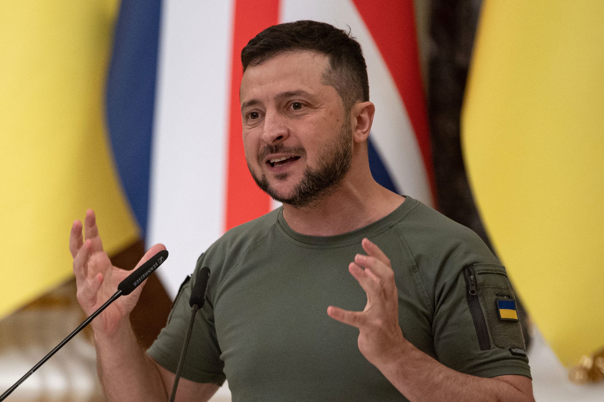 Zelensky-Rusisë: Nëse doni bisedime, mos na sulmoni