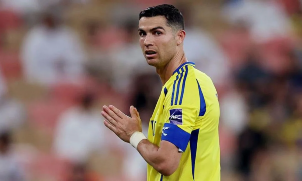 “Çmendet” Al Nassr, oferta e shekullit për Cristiano Ronaldon për të qëndruar