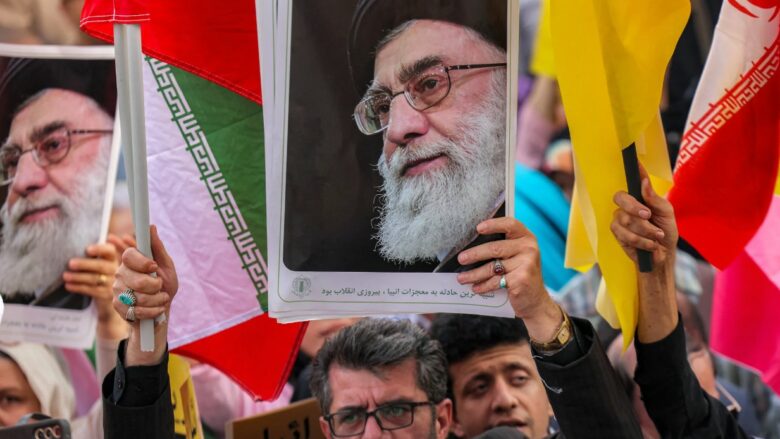 Me armëpushimin në fuqi, iranianët habiten me mungesën e vazhdueshme të Khameneit