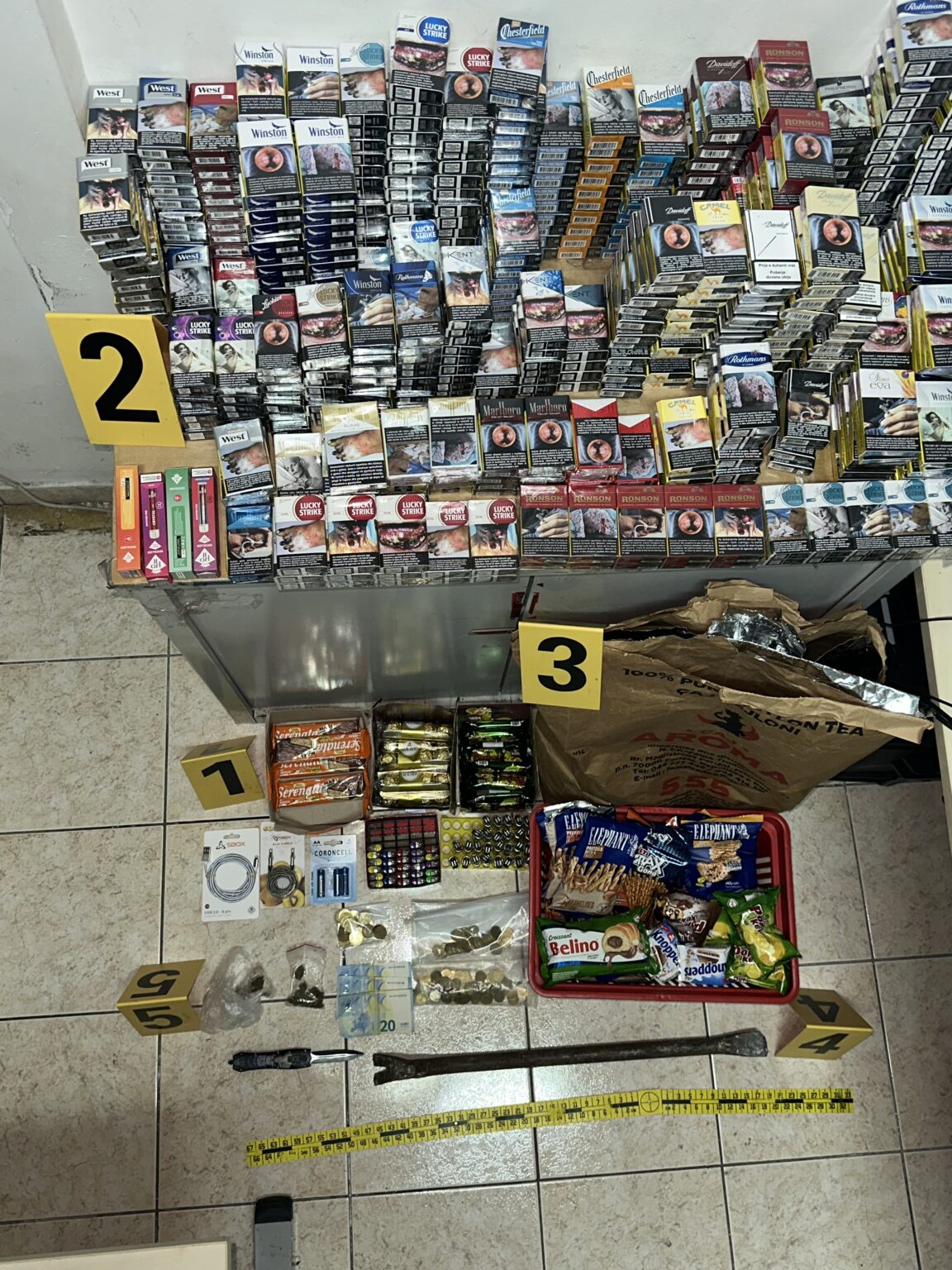Arrestohen tre të dyshuar për disa raste të vjedhjeve në Pejë