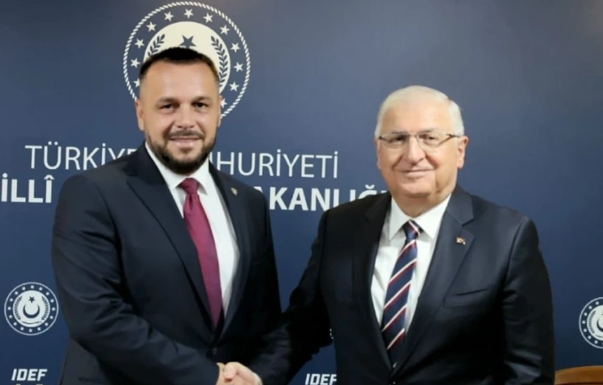 Maqedonci takohet me homologun turk: FSK drejt vetëqëndrueshmërisë me fabrikën e municionit