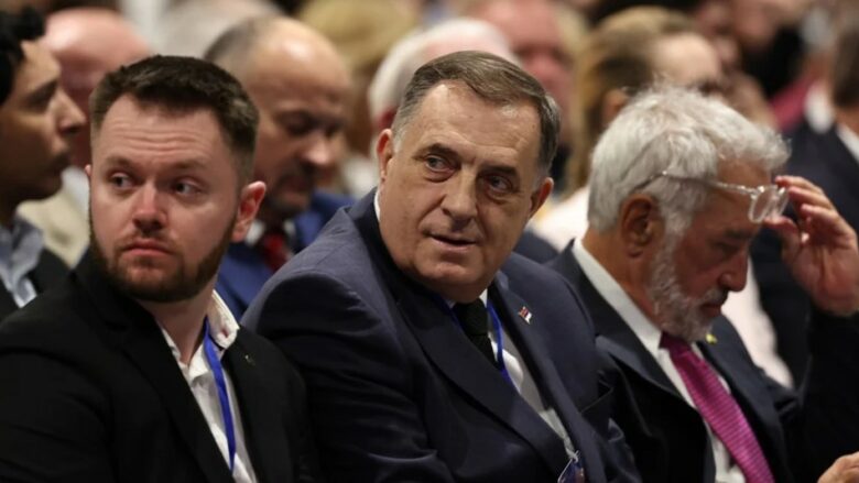 Milorad Dodikut i hiqet mandati si president i ‘Republika Srpska’