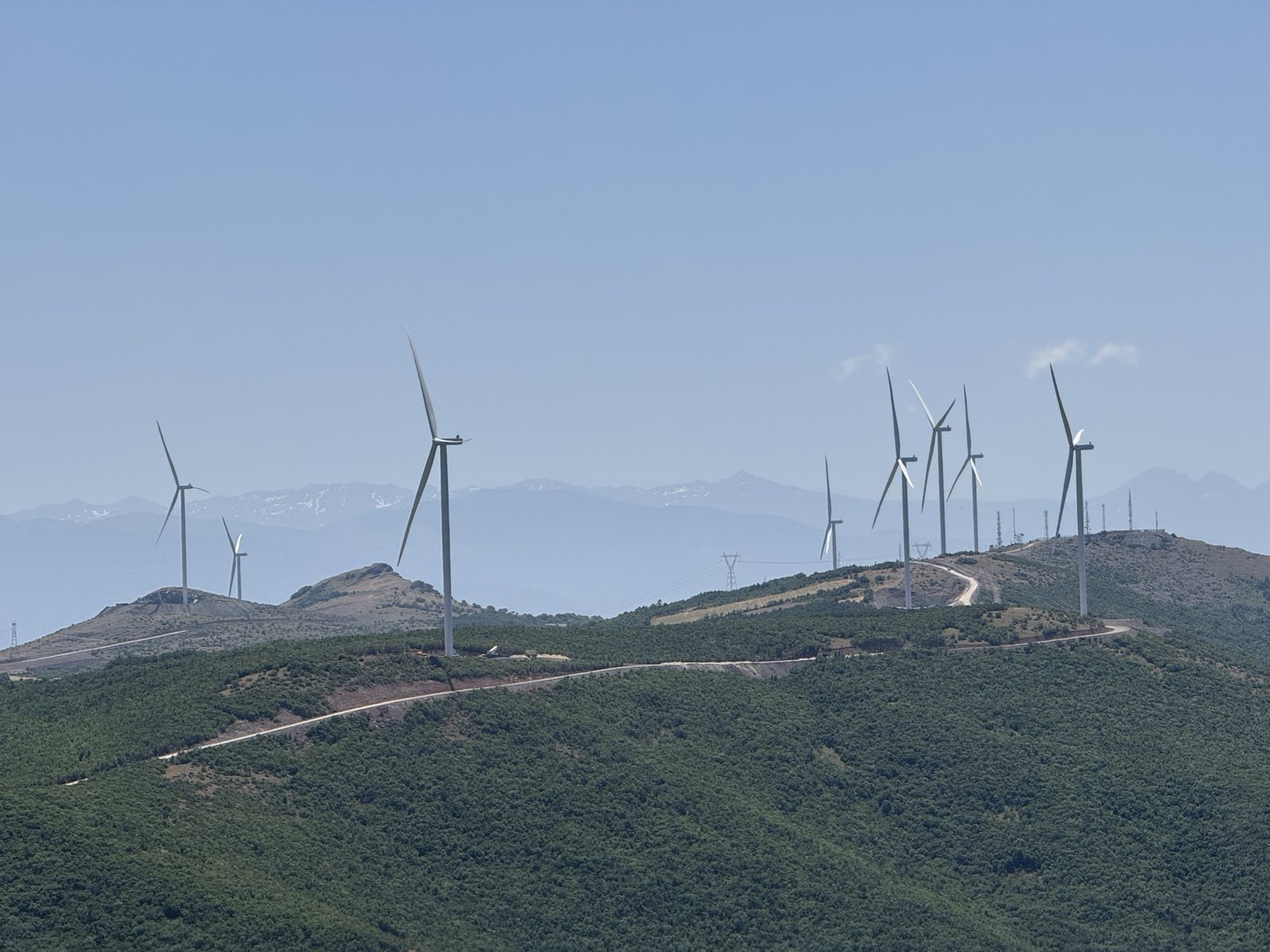 Licencimi i Aktivitetit te Prodhimit të Energjisë Elektrike nga Burimet e Ripërtërishme të Energjisë në Kosovë (Erës)
