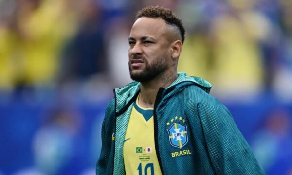 Santosi, transferimi apo pensionimi? Neymar do të vendosë përfundimisht në dhjetor